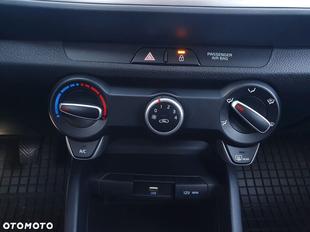 Kia Stonic 1.2 M - 37