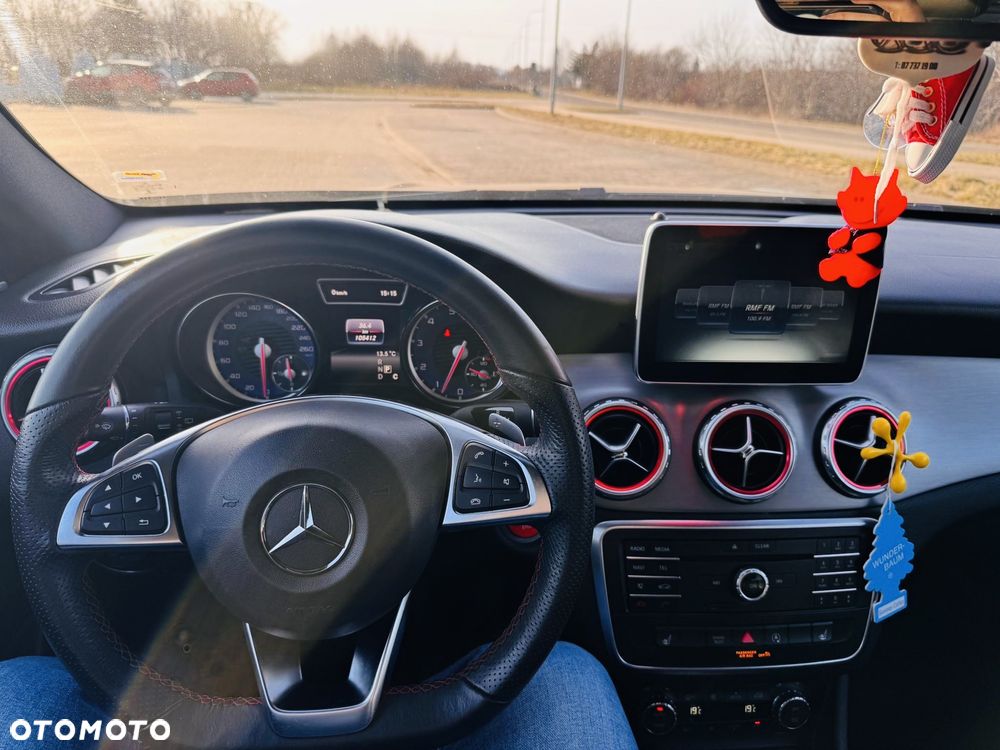 Mercedes-Benz GLA 250 7G-DCT Style - 21