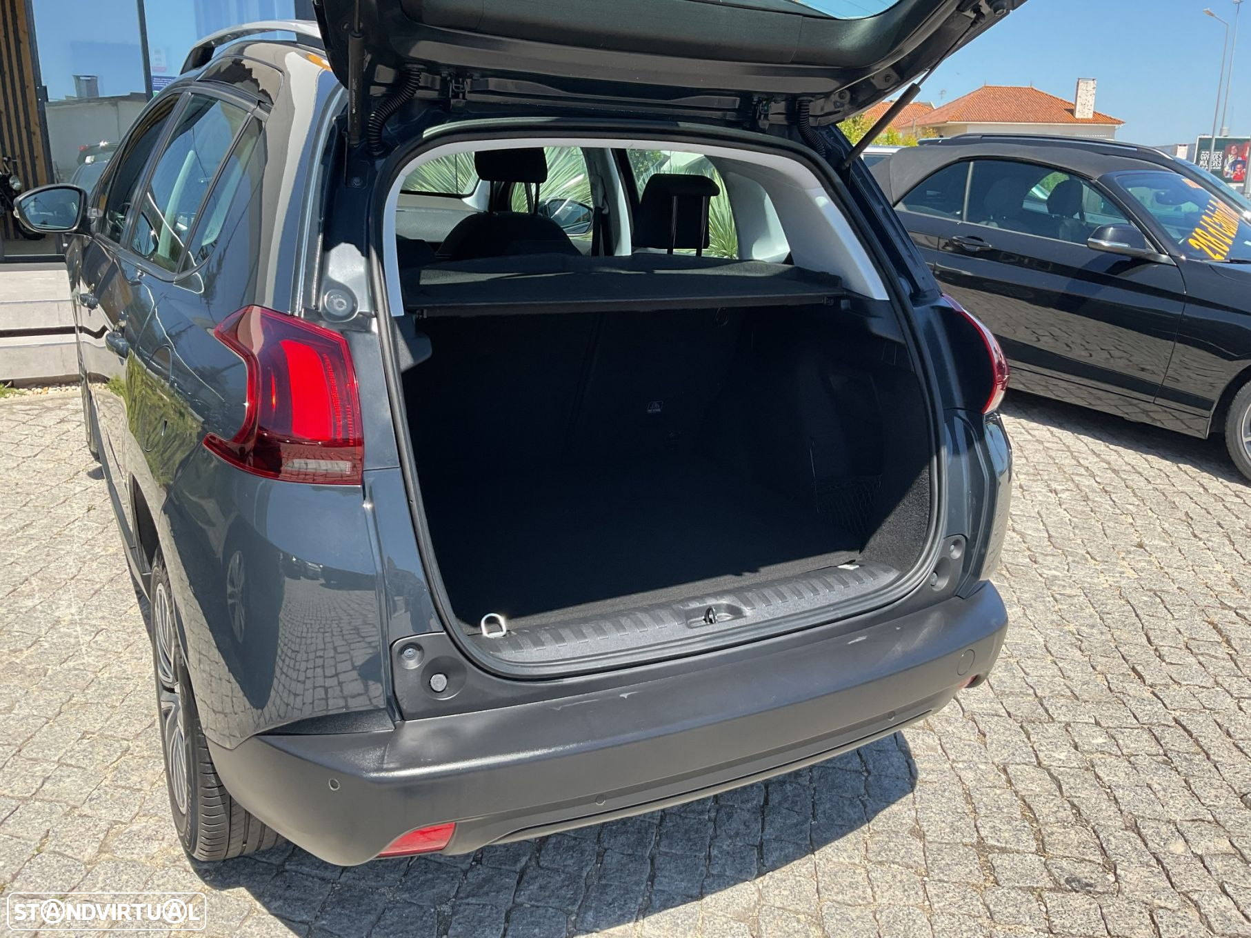 Peugeot 2008 1.6 BlueHDi Active - 12