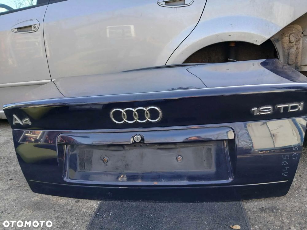 Audi A4 B5 Sedan Klapa Bagażnika - 1