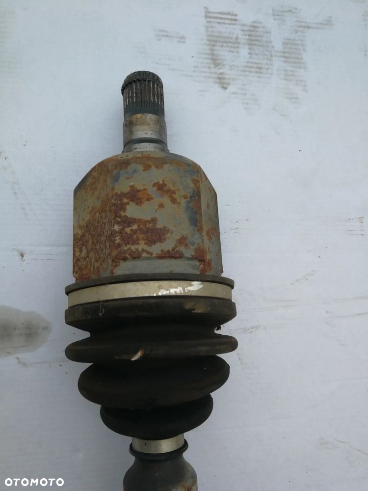 Półoś prawa Audi A3 8P 2.0 FSI Automat DSG  HFT - 5