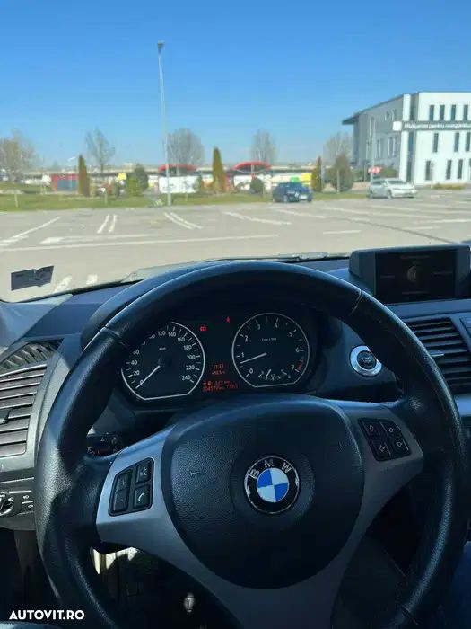 BMW Seria 1 118i - 7