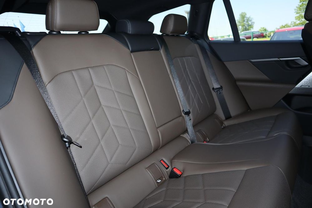 BMW i5 83.9kWh eDrive40 M Sport - 13