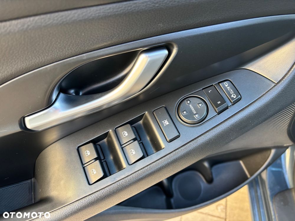 Hyundai i30 1.5 DPI Comfort - 17