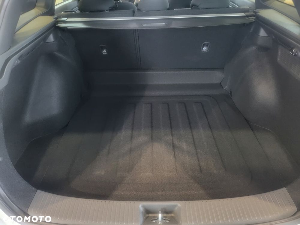 Hyundai i30 1.6 T-GDI Modern DCT - 26