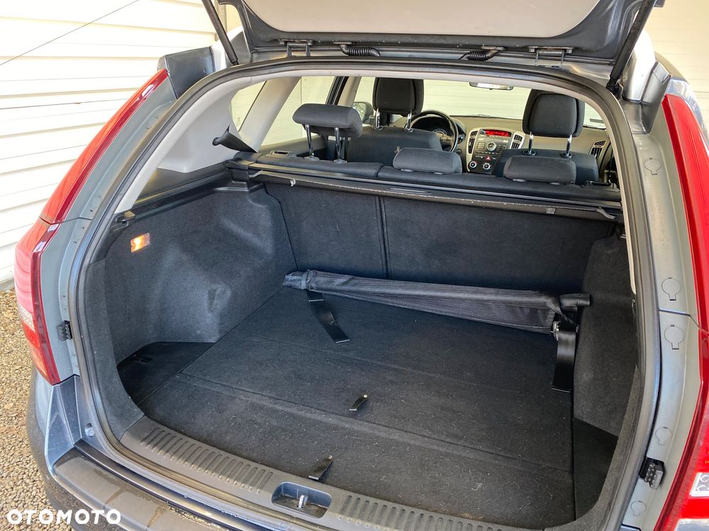 Kia Ceed 1.4 Comfort + - 26