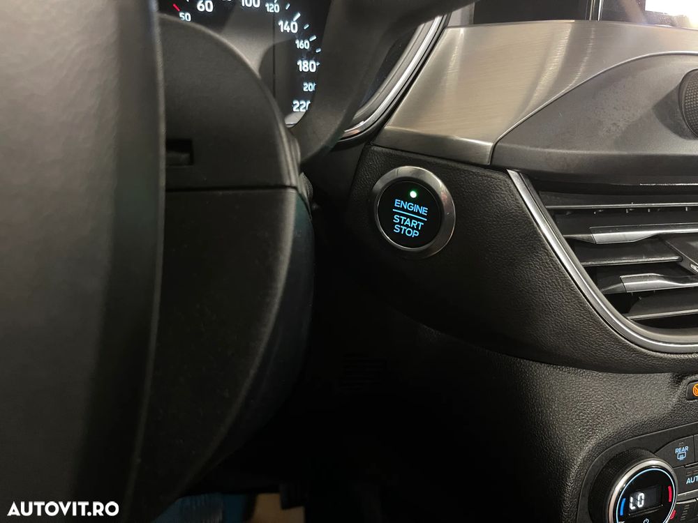 Ford Focus 1.5 EcoBlue Titanium - 22