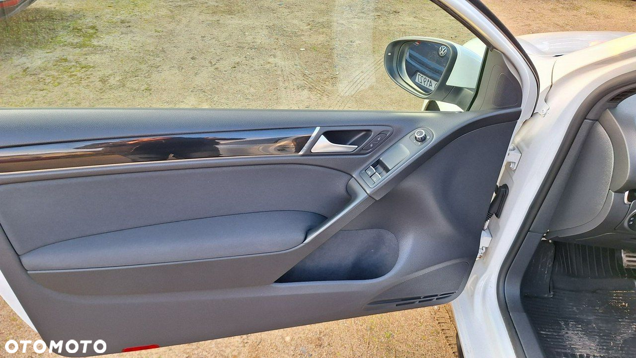 Volkswagen Golf - 12