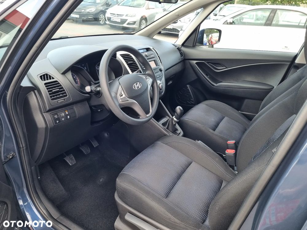 Hyundai ix20 1.4 BlueDrive Classic + - 11