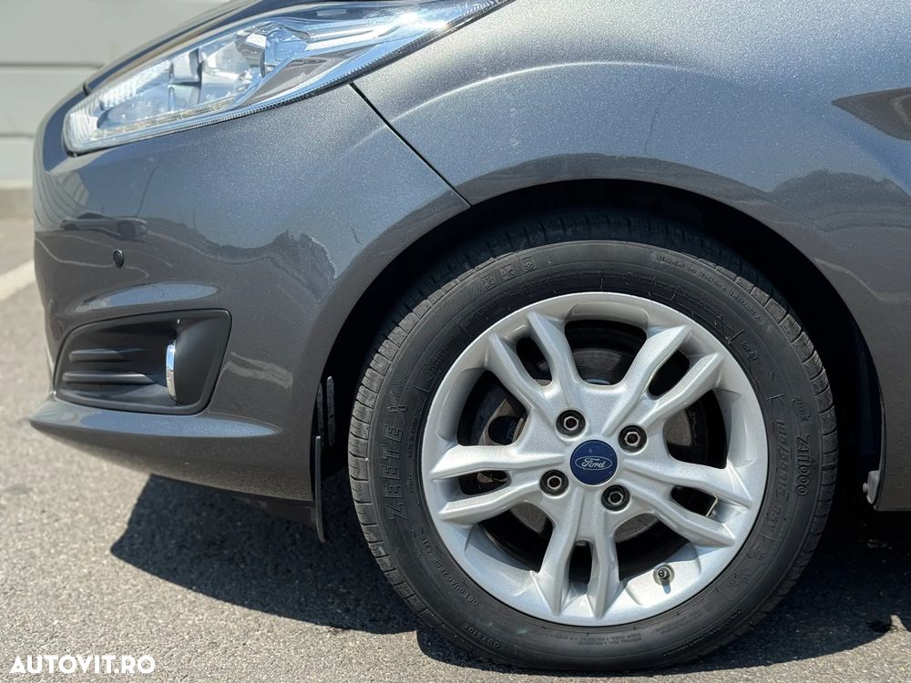 Ford Fiesta 1.0 EcoBoost Powershift Titanium - 6