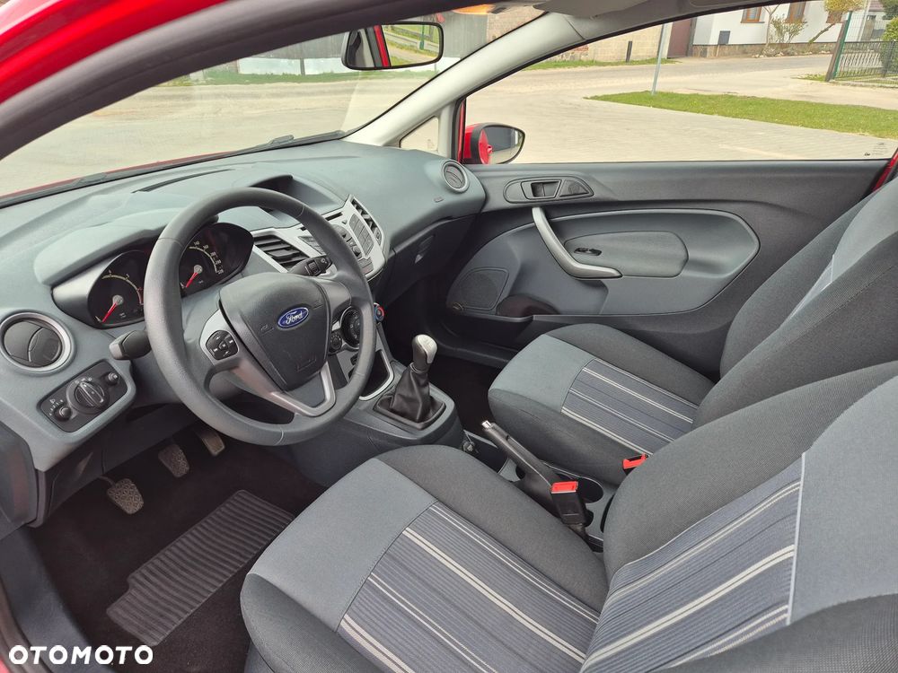 Ford Fiesta - 9