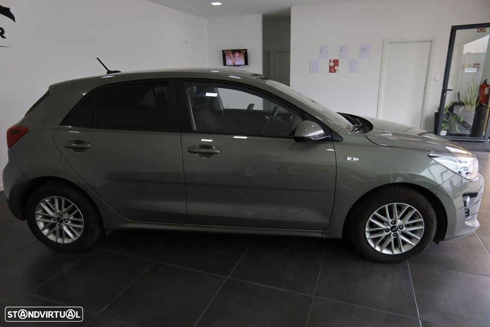 Kia Rio 1.2 CVVT Urban - 6