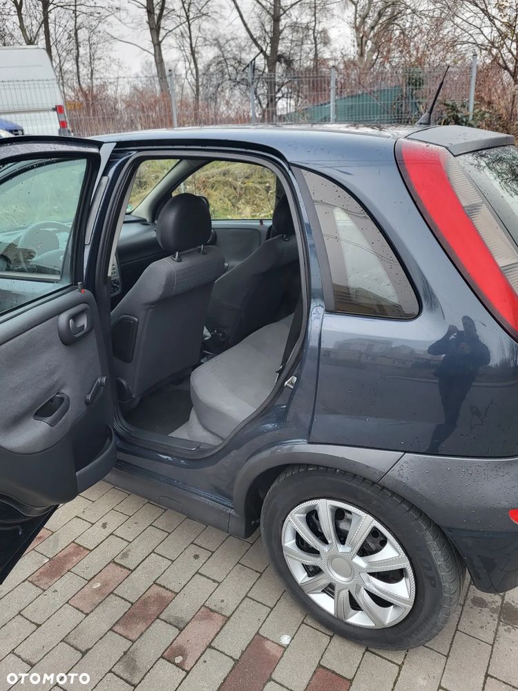 Opel Corsa 1.2 16V Sport - 11