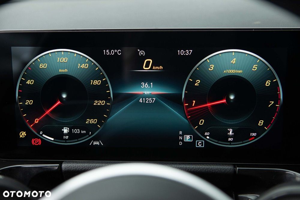Mercedes-Benz GLA 200 mHEV Progressive 7G-DCT - 39