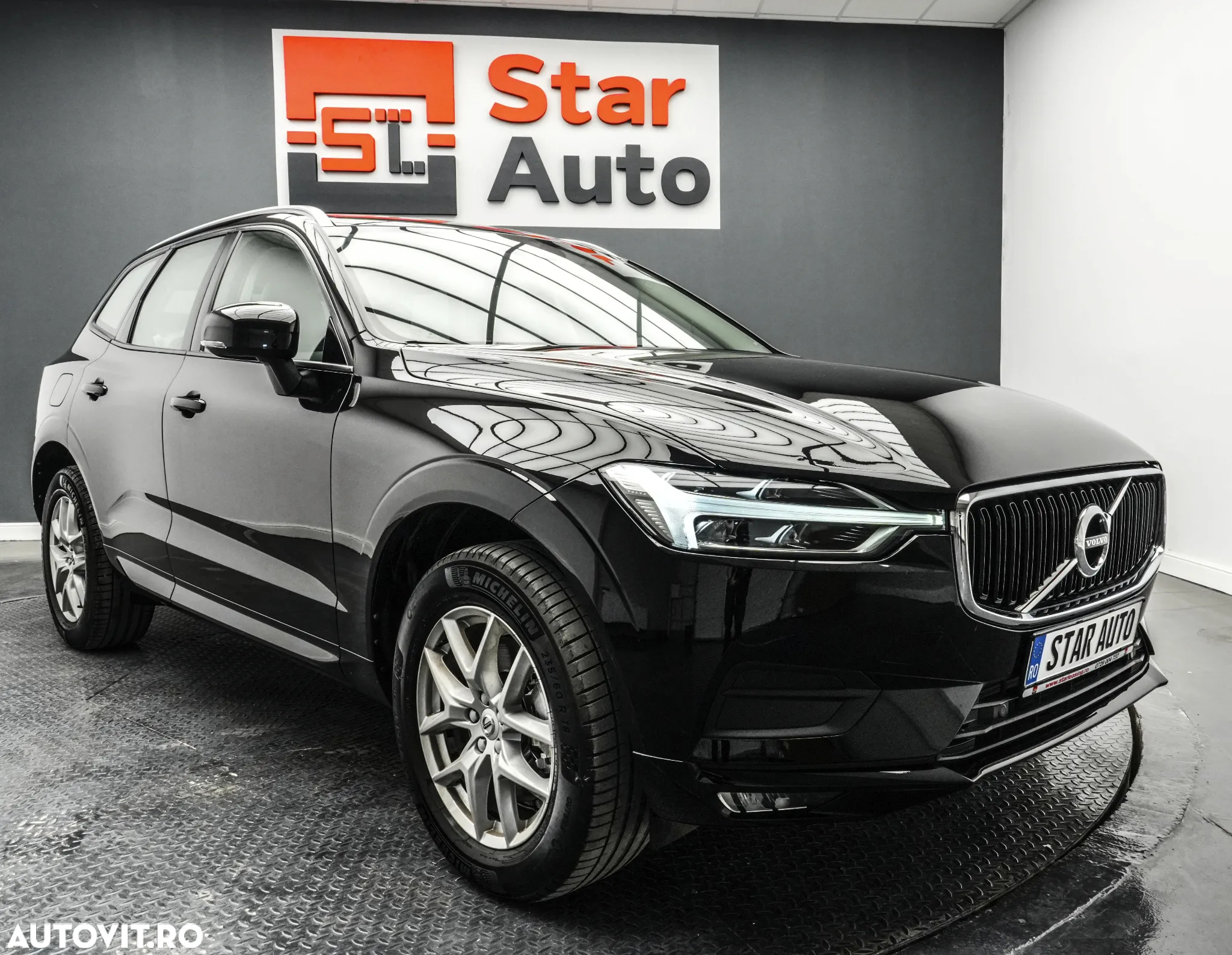 Volvo XC 60 D4 Momentum Pro - 3