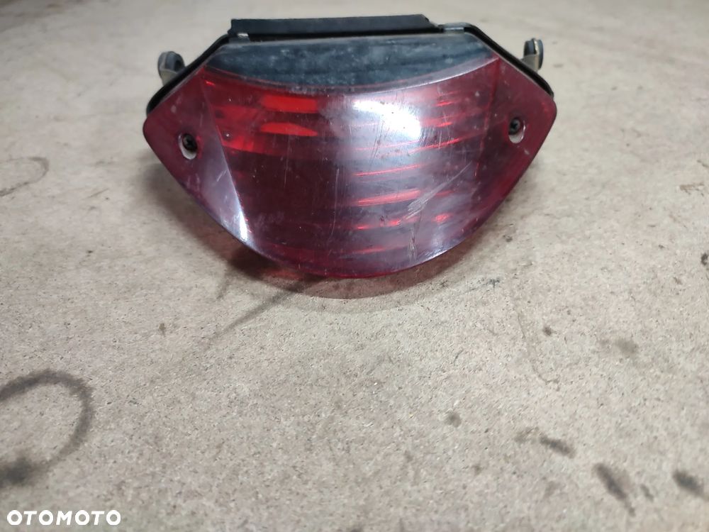 Lampa tył Honda Hornet - 1