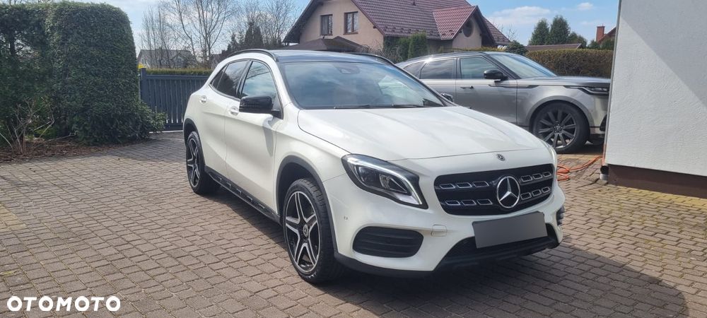 Mercedes-Benz GLA 220 4-Matic AMG Line - 10