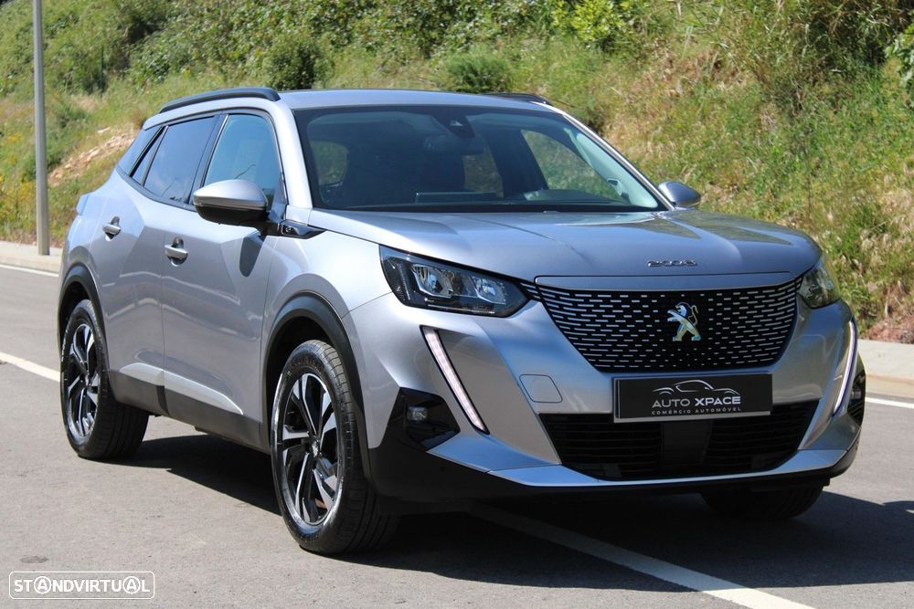 Peugeot e-2008 Allure - 7