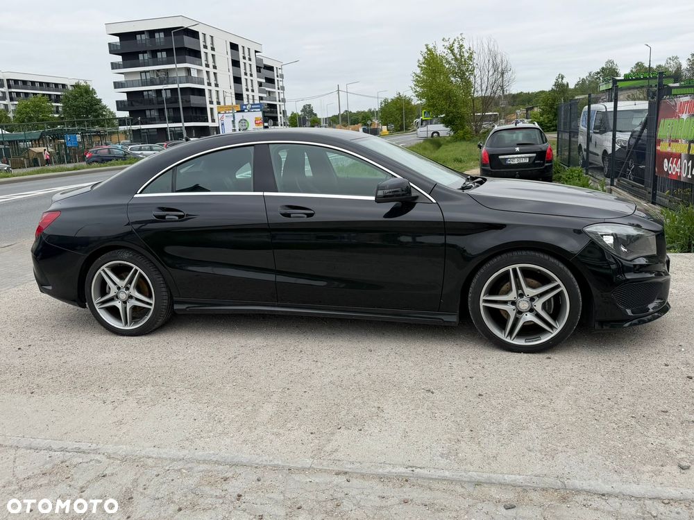 Mercedes-Benz CLA 180 - 9
