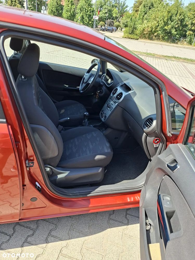 Opel Corsa 1.4 16V Active - 15