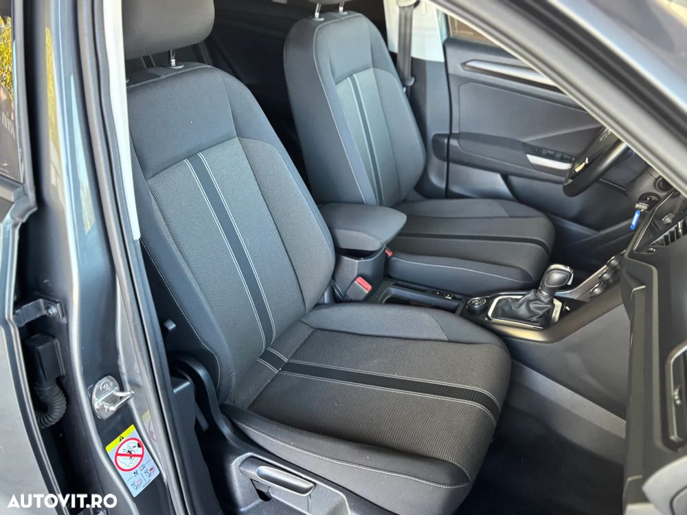 Volkswagen T-ROC - 31