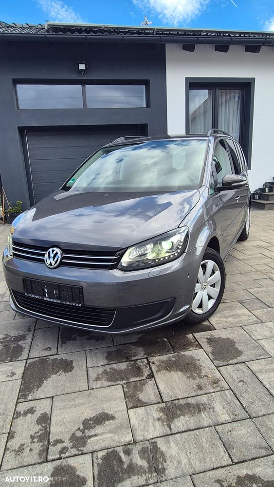 Volkswagen Touran - 2