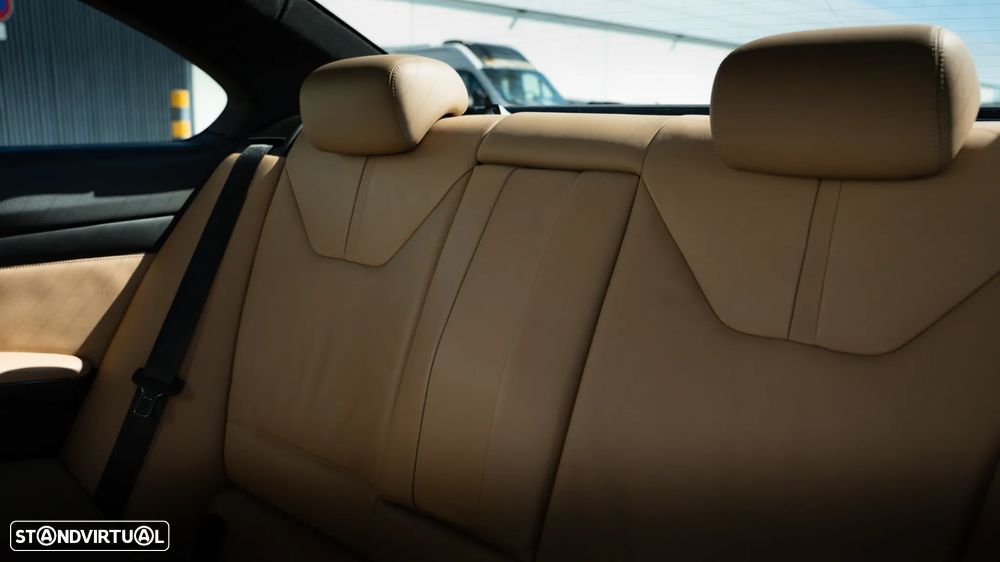 BMW M3 Auto - 48