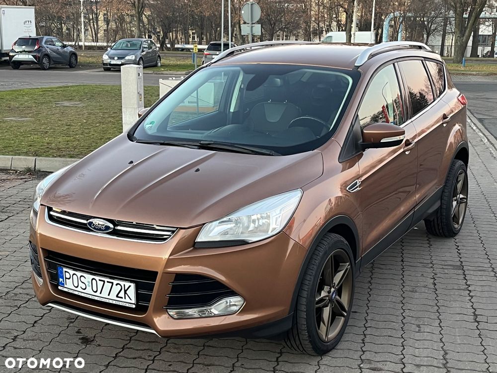 Ford Kuga 1.6 EcoBoost 2x4 Titanium - 3