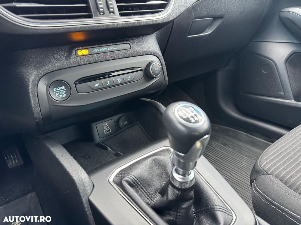 Ford Focus 1.5 EcoBlue Titanium - 12