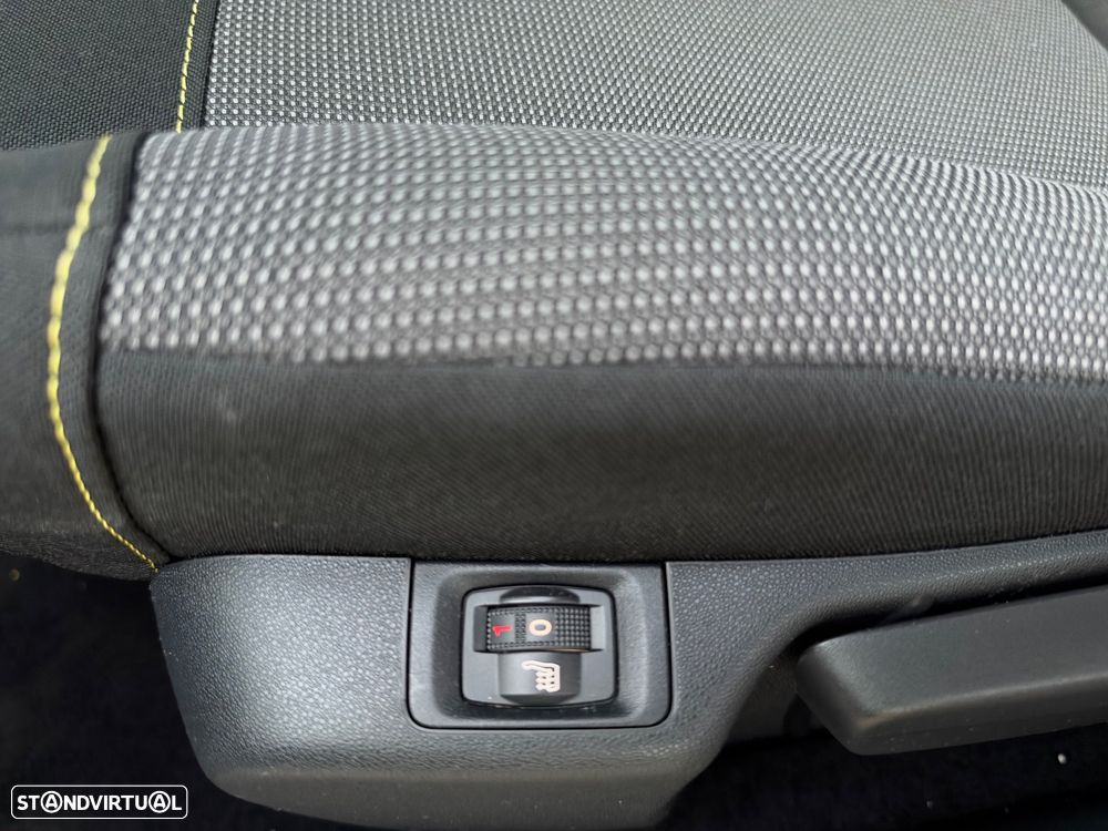 Citroën C3 1.2 PureTech Shine EAT6 - 15