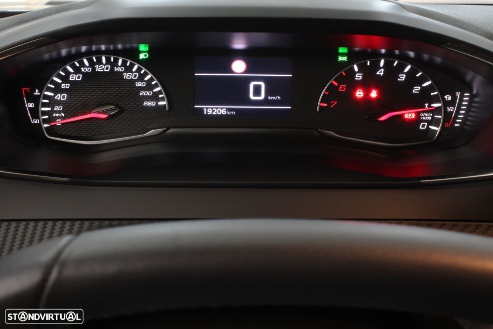 Peugeot 2008 1.2 PureTech Active Pack - 13