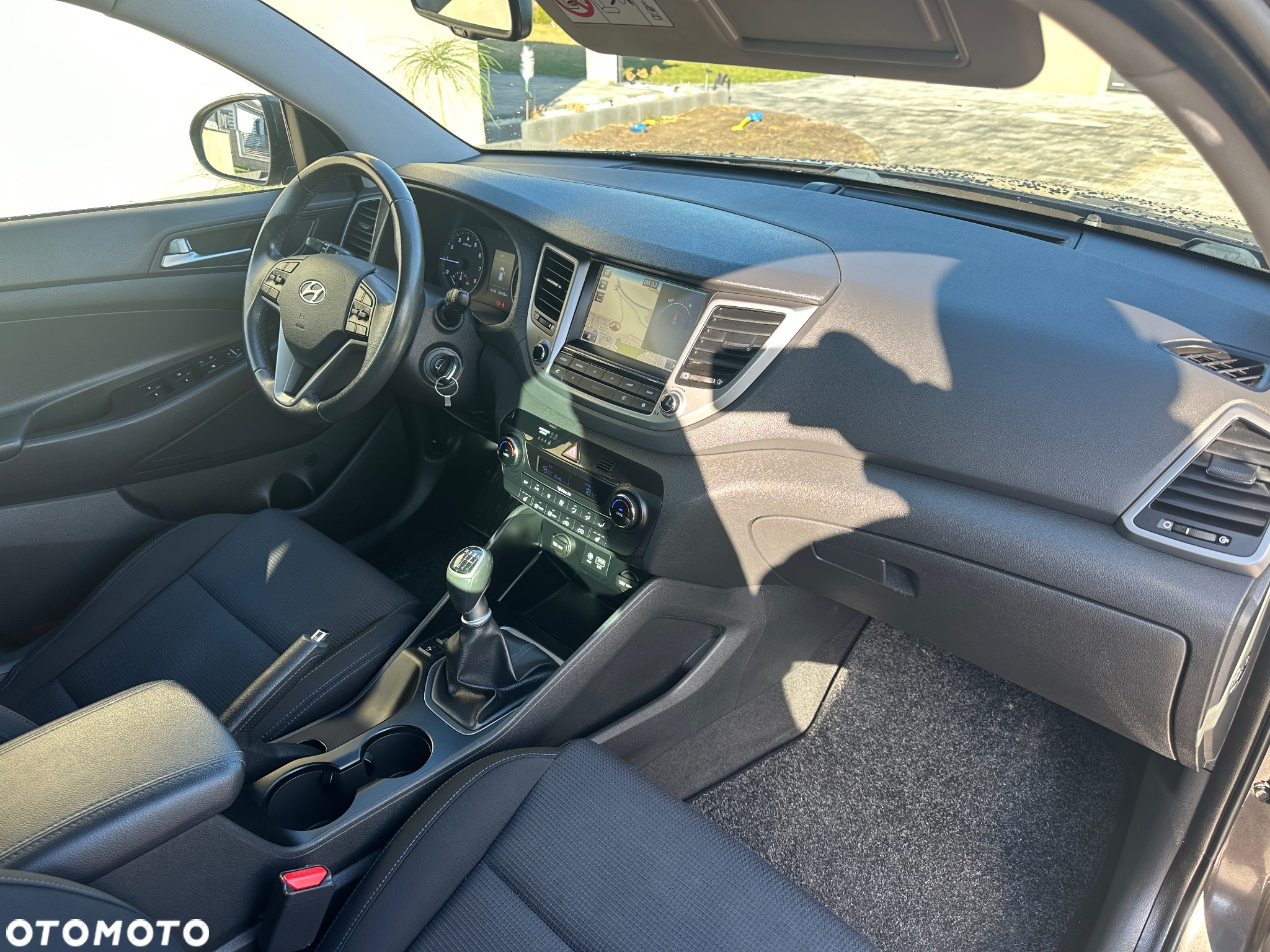 Hyundai Tucson 1.6 GDI BlueDrive Comfort 2WD - 19