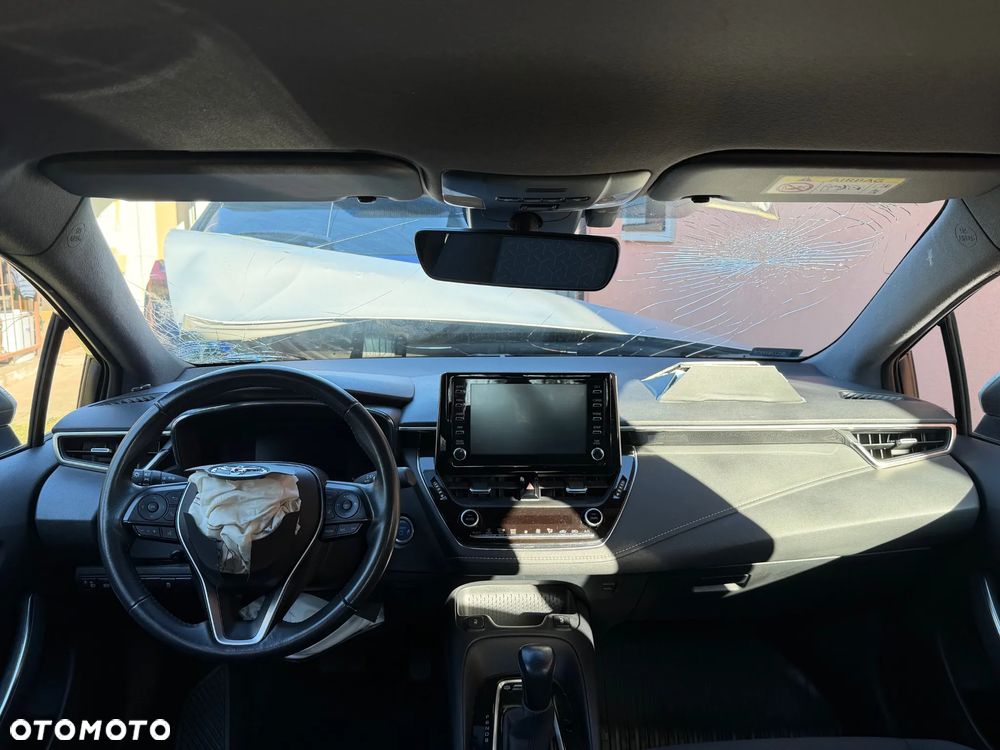 Toyota Corolla 1.8 Hybrid Comfort - 18