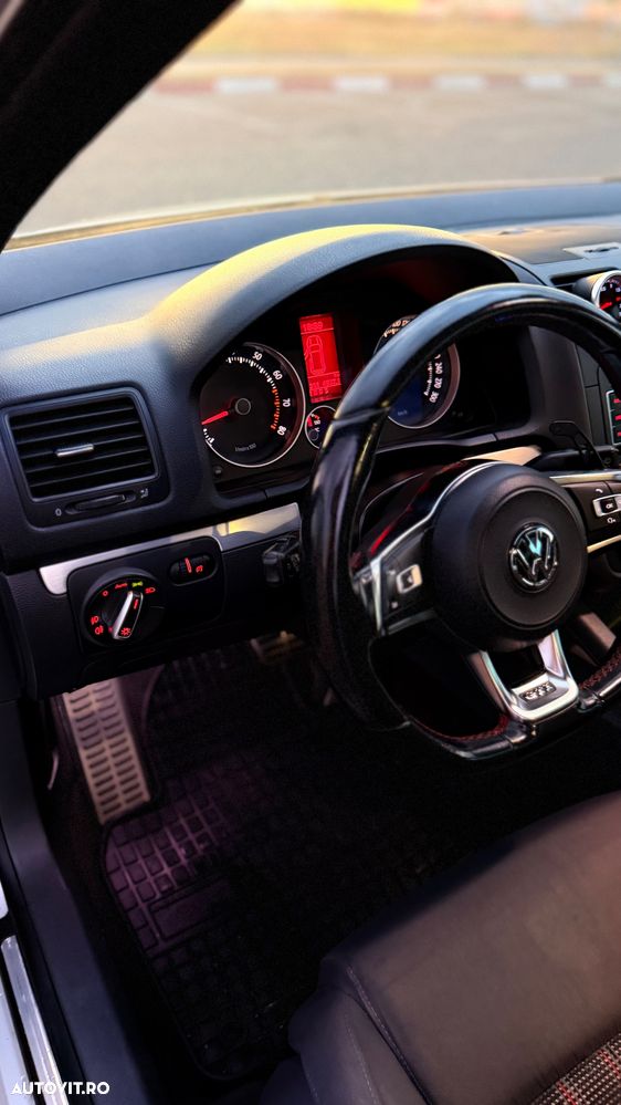 Volkswagen Golf 2.0 GTI DSG - 9