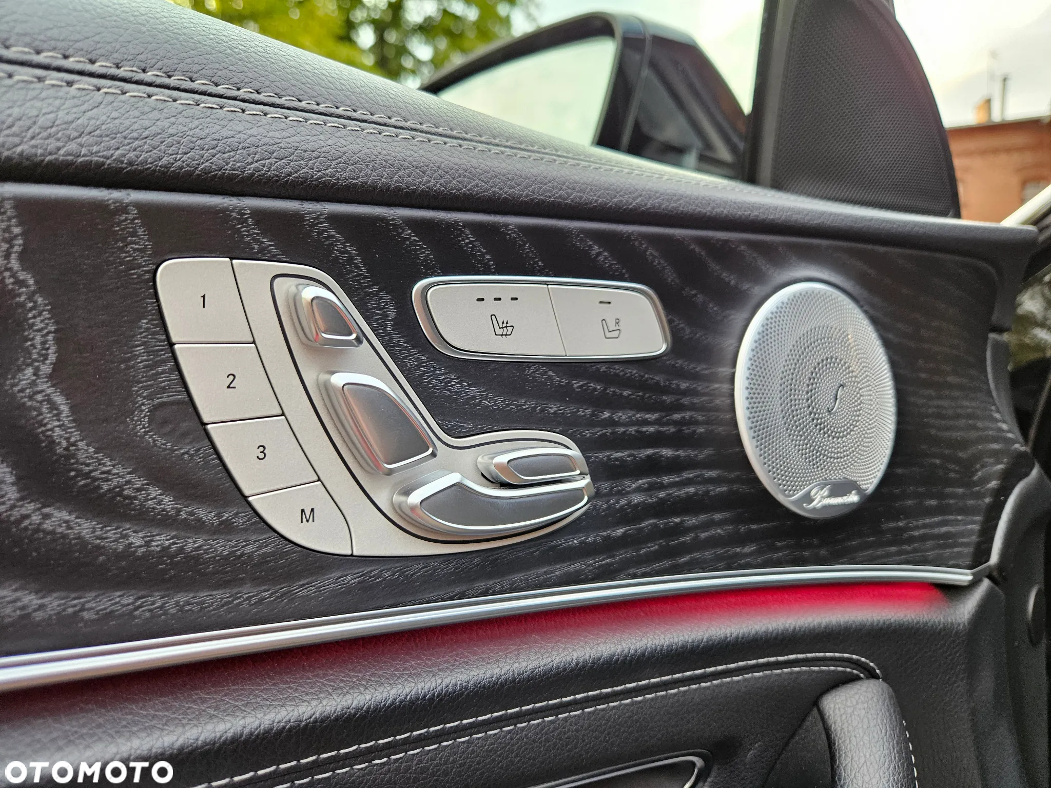 Mercedes-Benz Klasa E 220 d 4-Matic 9G-TRONIC - 15