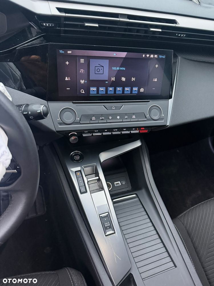 Peugeot 308 PureTech 130 EAT8 Active Pack - 17