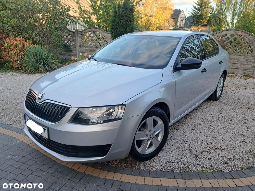Skoda Octavia 2015 photo 2