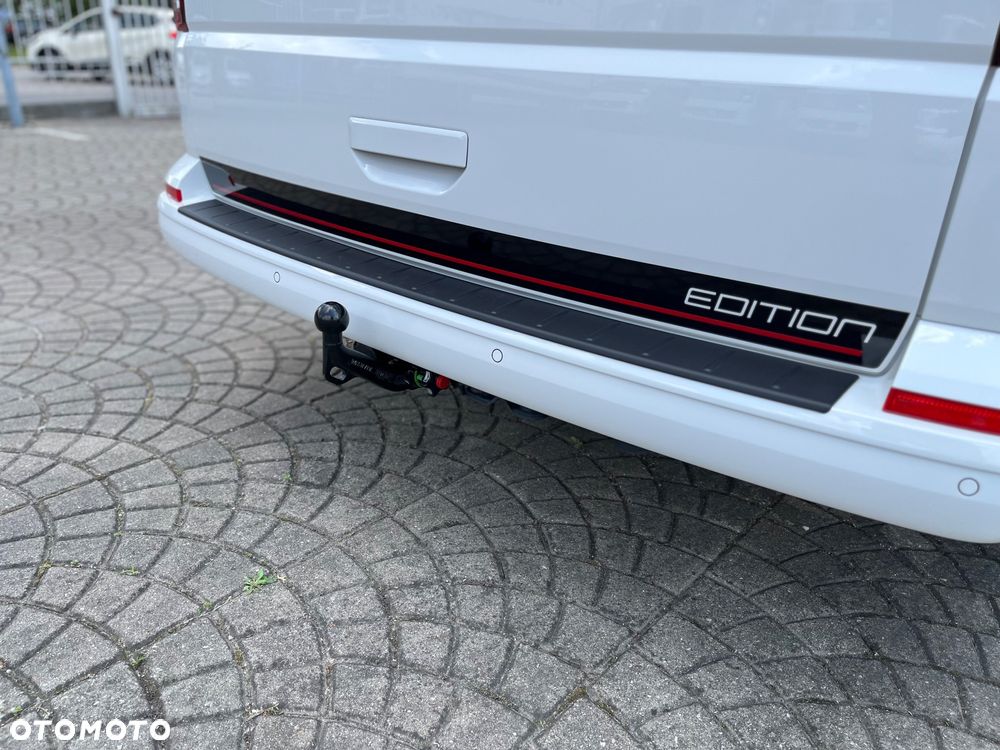 Volkswagen Multivan - 31
