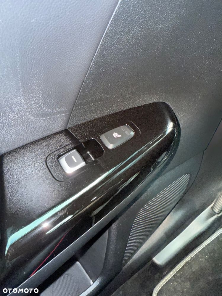 Kia Sportage 1.6 CRDI AWD Eco-Dynamics+ (48V M-H) DCT GT LINE - 34