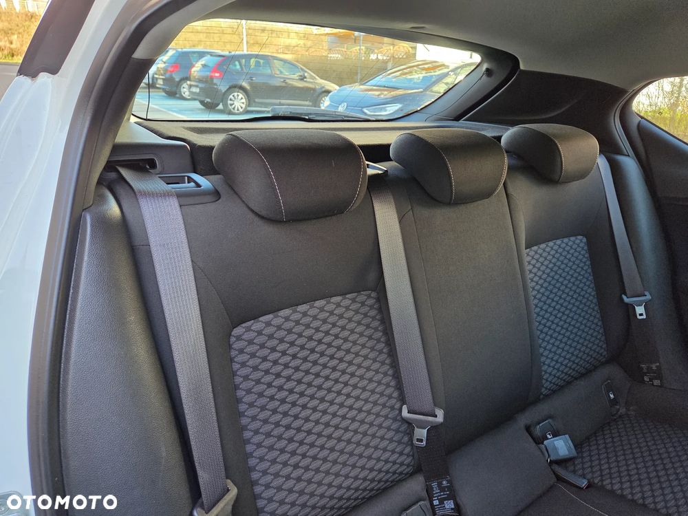 Opel Astra 1.6 CDTI Essentia S&S - 12