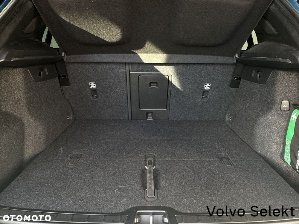 Volvo XC 40 - 28