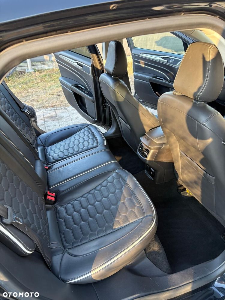 Ford Mondeo Vignale 2.0 TDCi PowerShift - 15