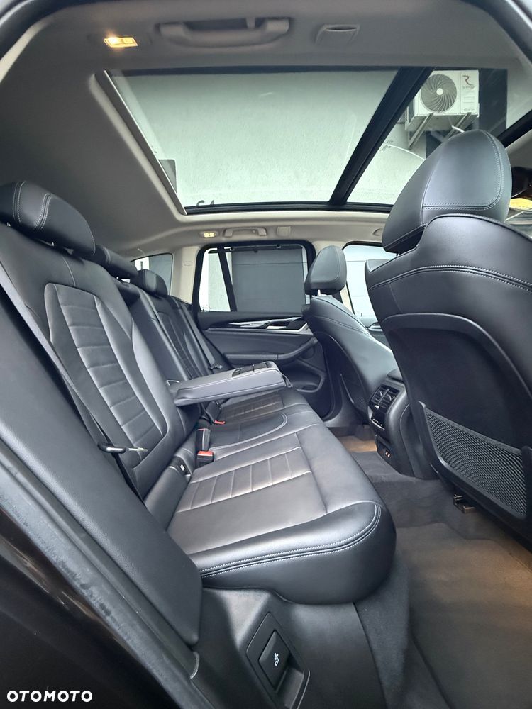BMW X3 sDrive18d MHEV Luxury Line sport - 31