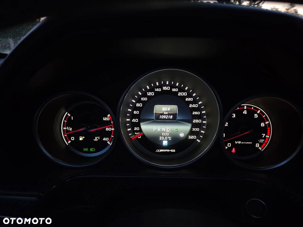 Mercedes-Benz Klasa E 63 AMG S 4-Matic - 38