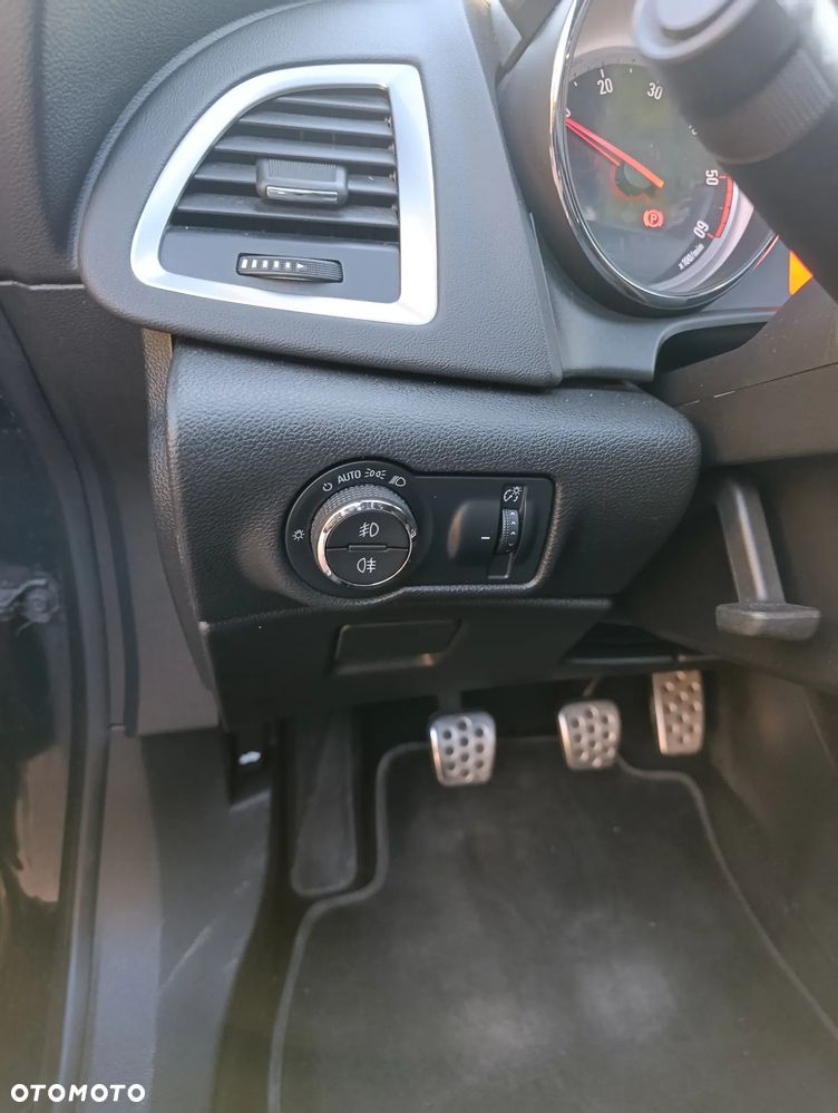 Opel Astra 2.0 CDTI ecoFLEX Start/Stop Innovation - 18