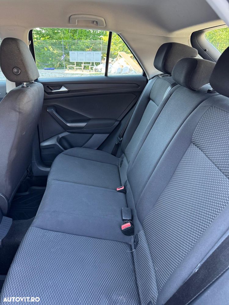 Volkswagen T-Roc 1.6 TDI Base - 6