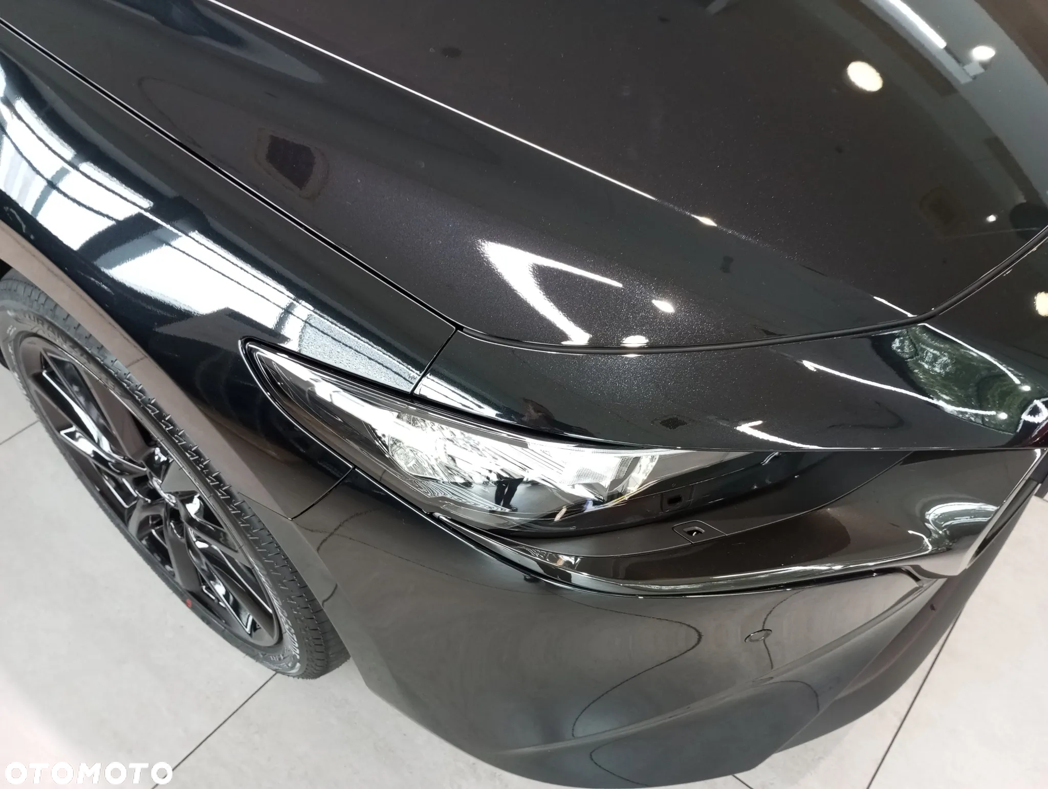 Mazda 3 - 9