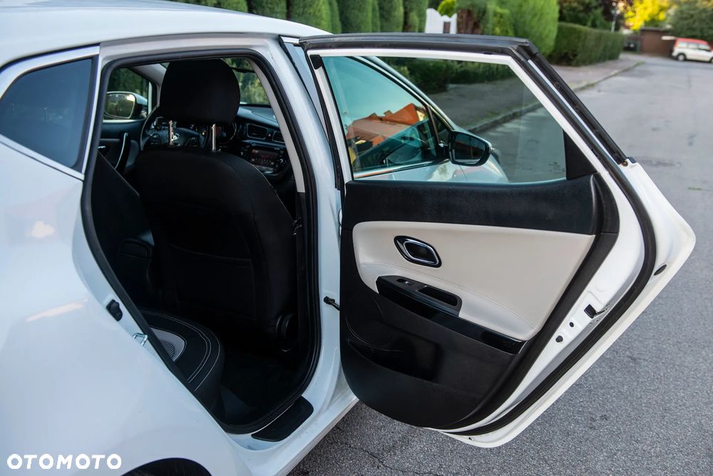 Kia Ceed 1.4 CVVT Attract plus - 34