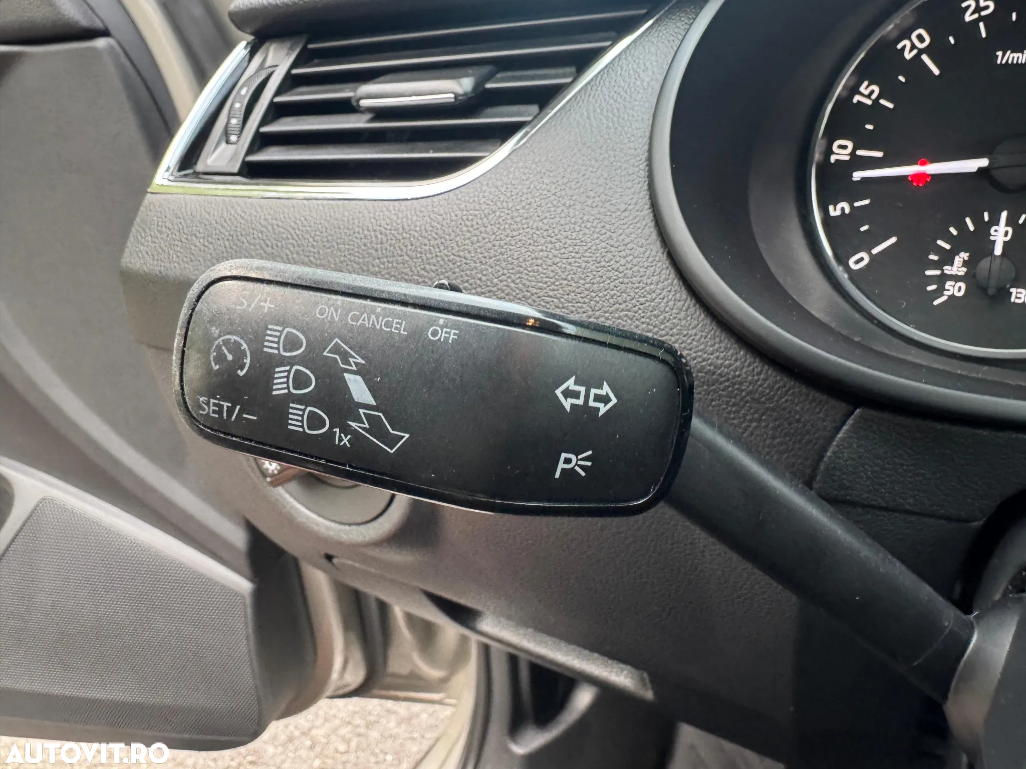 Skoda Octavia 1.6 TDI ELEGANCE - 24