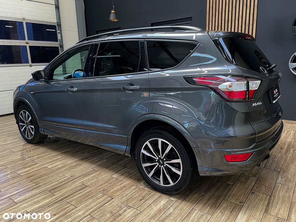 Ford Kuga 2.0 TDCi FWD ST-Line - 11